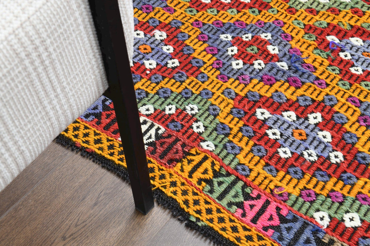 El yapımı vintage halı 178x257 cm i̇kat desenli yün - kenar ve saçak detayı