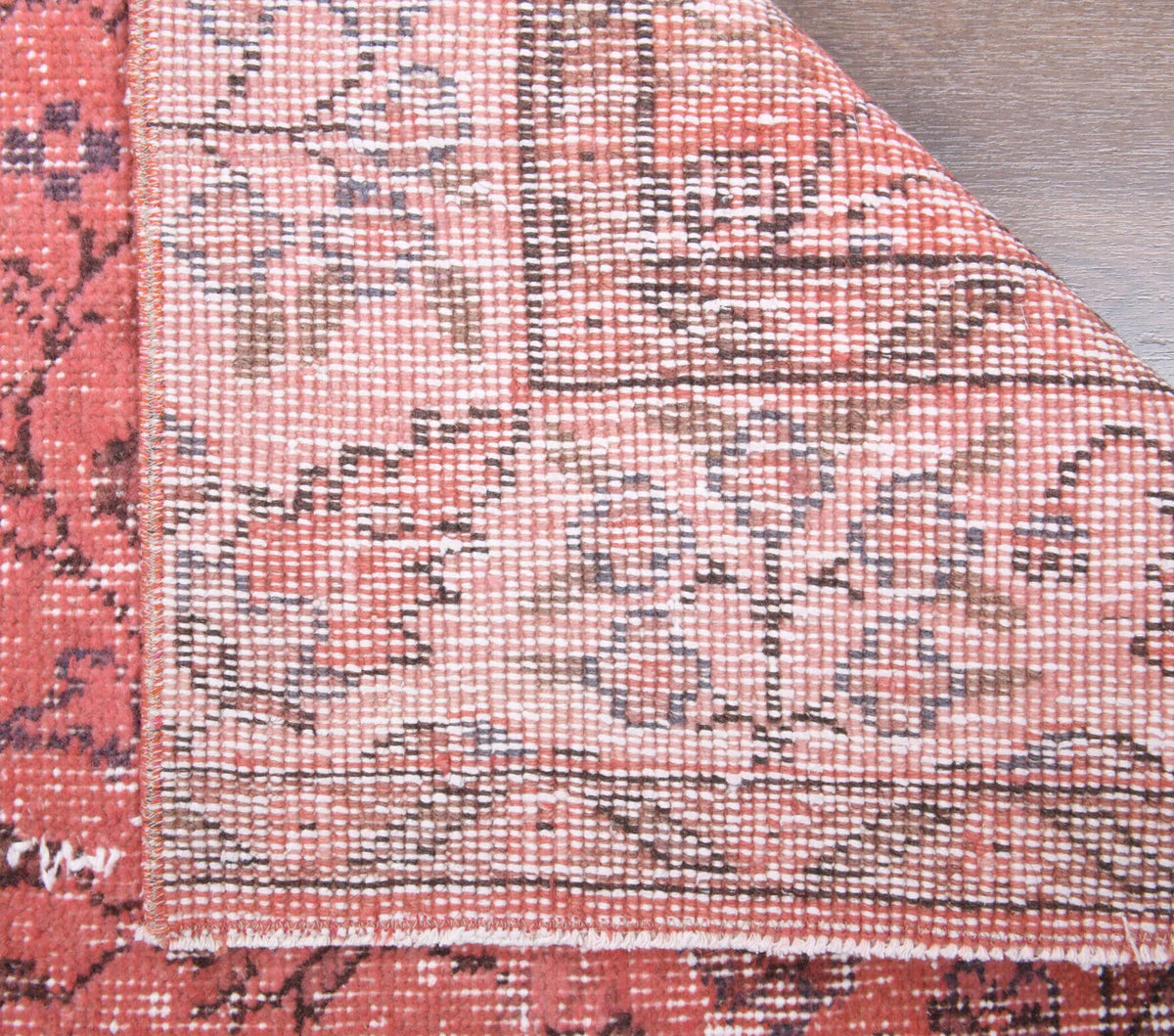 Pink Floral Anatolian Rug -  Vintage from 1970&prime;s