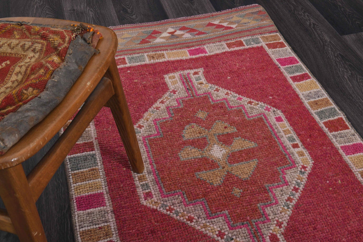 El yapımı vintage yolluk 89x340 cm tribal desenli yün - açık alan görünümü