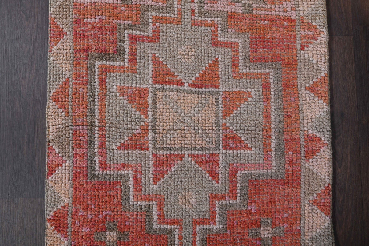 El yapımı vintage yolluk 91x307 cm geometrik desenli yün - üstten görünüm