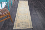 1970'lerden Anadolu kökenli oryantal desenli el dokuma vintage yolluk, 68x288 cm