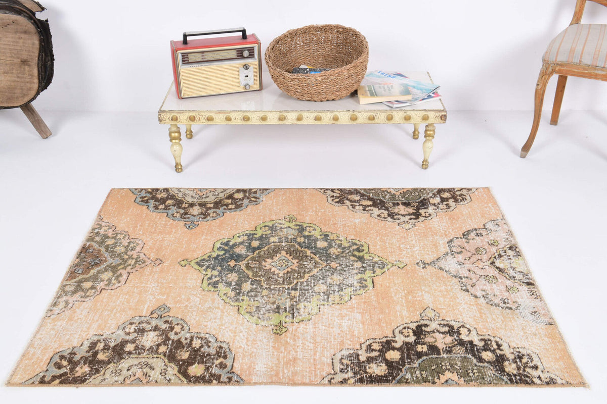 El yapımı vintage halı 91x122 cm oryantal desenli yün - kenar ve saçak detayı
