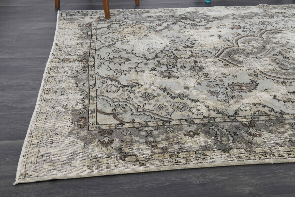 El yapımı vintage halı 185x290 cm çiçek desenli desenli yün - kenar ve saçak detayı