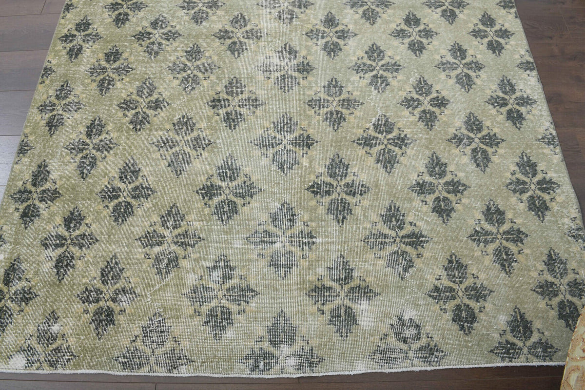 Vintage Hereke Floral Area Rug