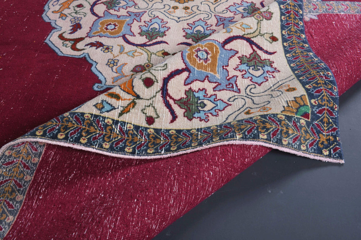El yapımı vintage halı 244x366 cm oryantal desenli yün - mekan görünümü