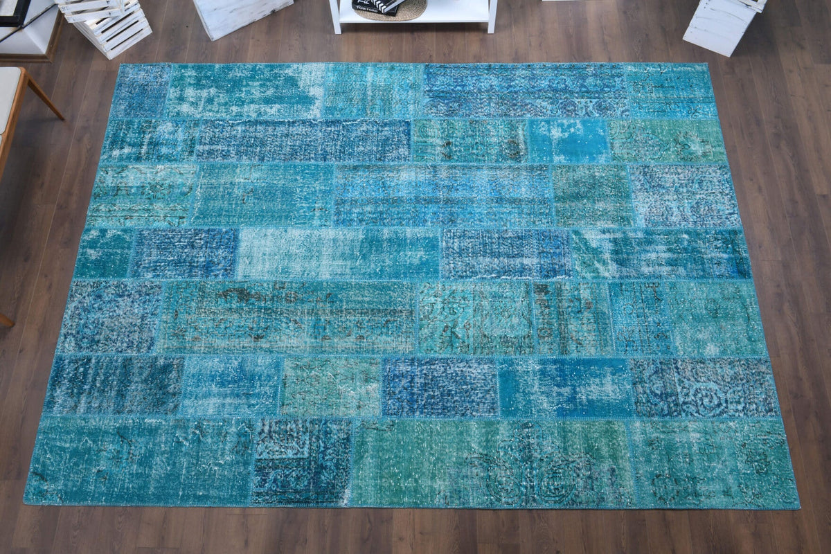 El yapımı vintage halı 254x353 cm i̇kat desenli yün - açık alan görünümü