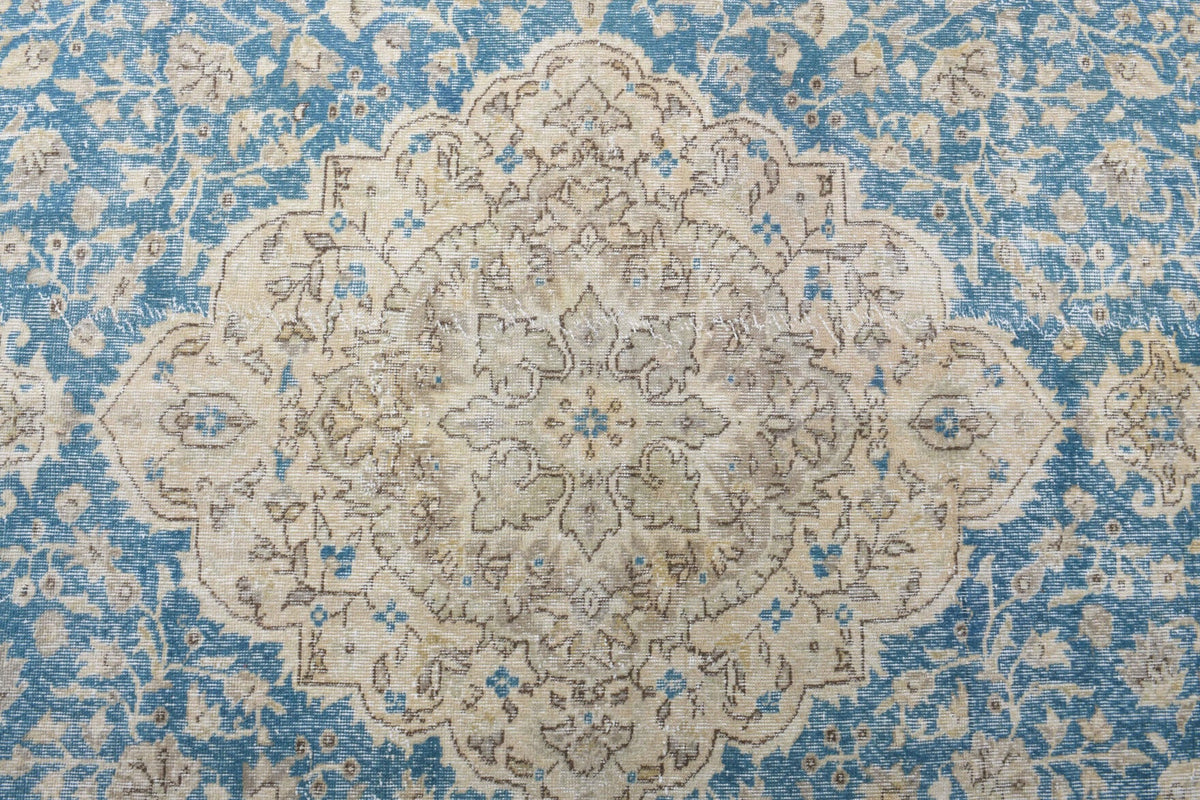 El yapımı vintage halı 259x363 cm oryantal desenli yün - mekan görünümü