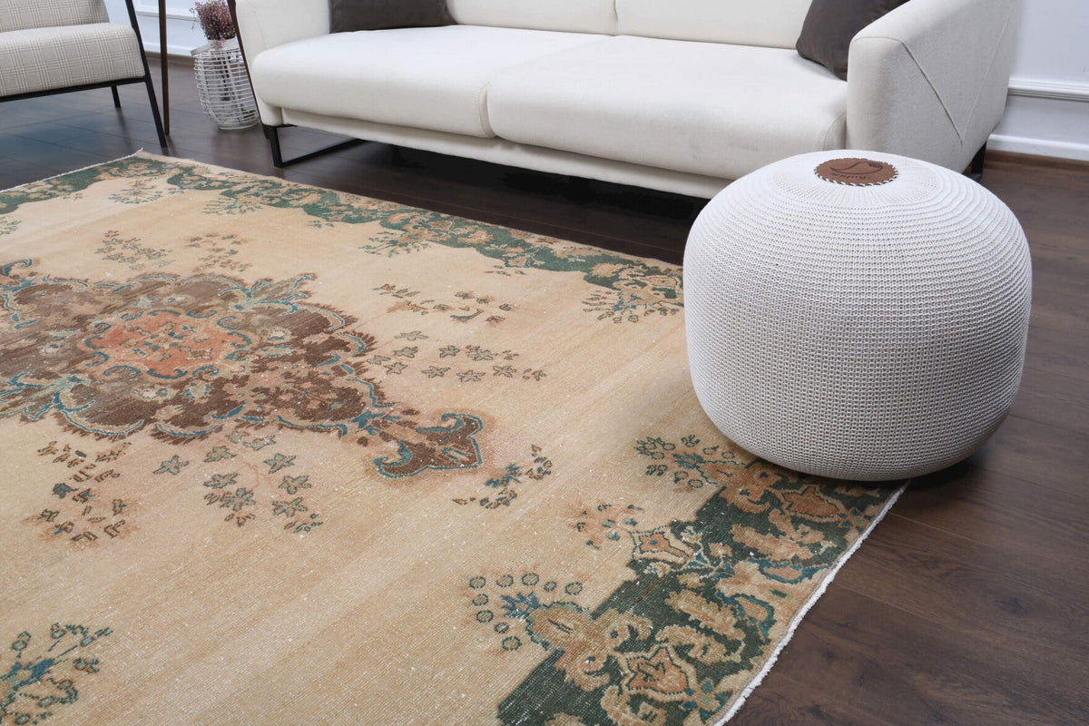 El yapımı vintage halı 183x274 cm madalyonlu desenli yün - kenar ve saçak detayı