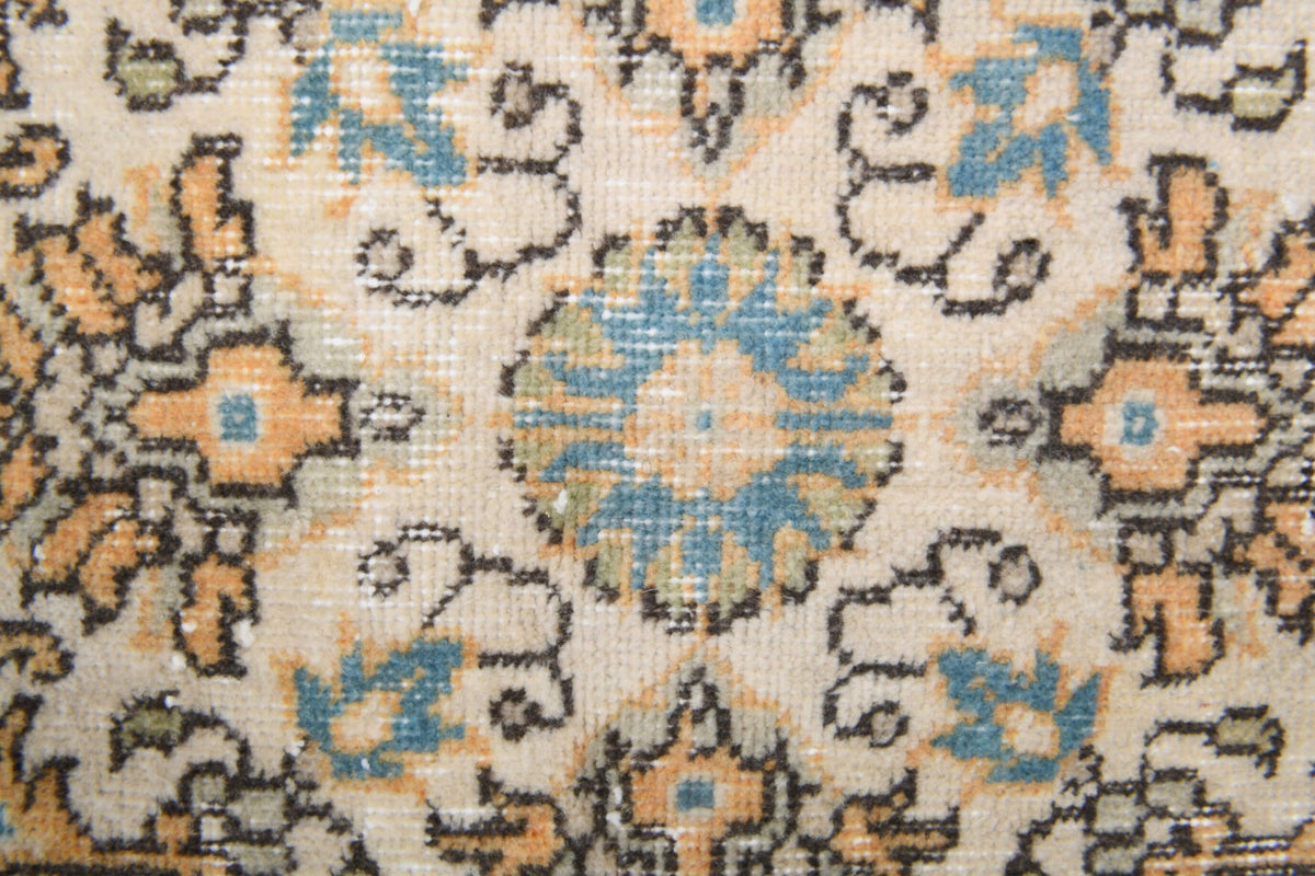 El yapımı vintage halı 203x295 cm oryantal desenli yün - üstten görünüm