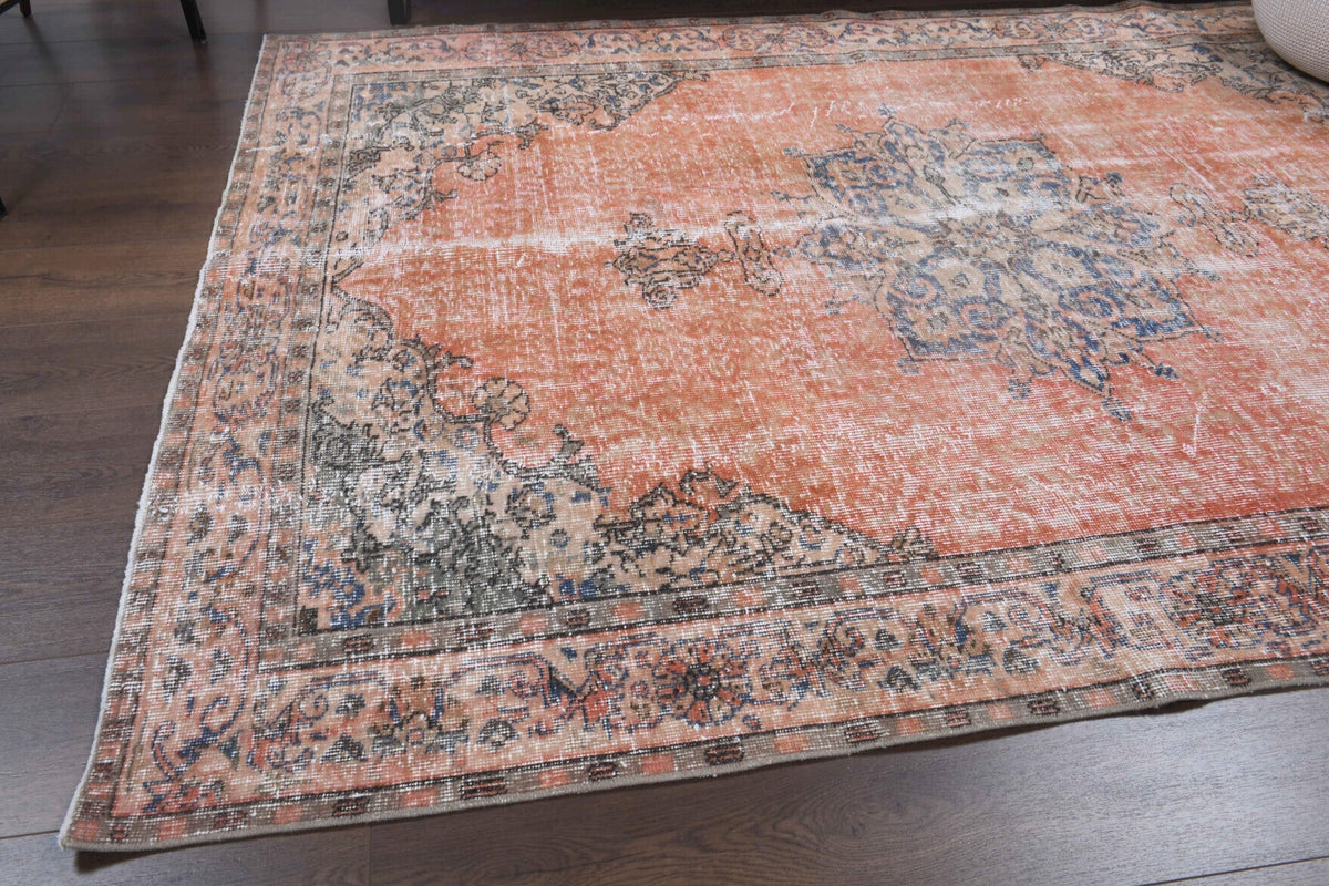 Vintage Area Oushak Rug