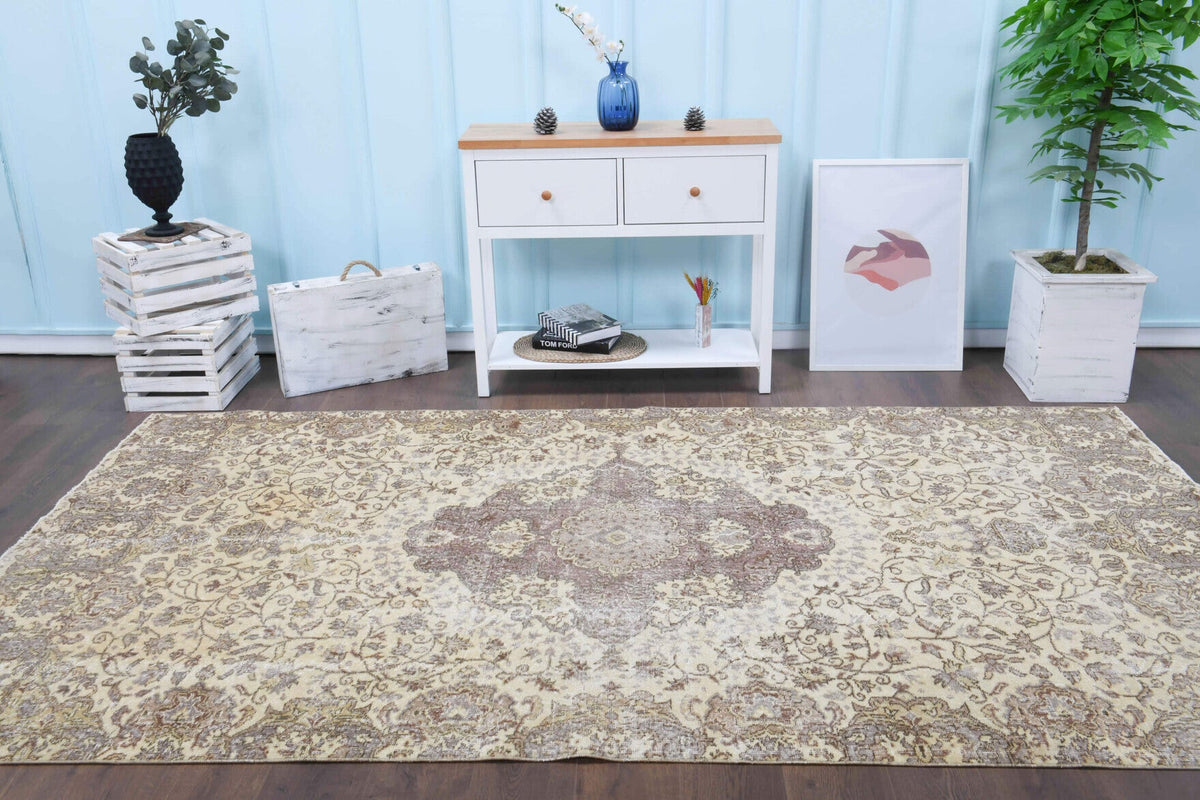 Vintage Hereke Floral Beige Rug