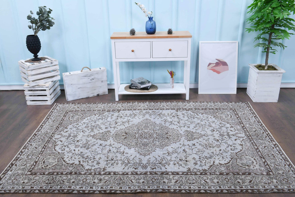 Vintage Area Oushak Rug