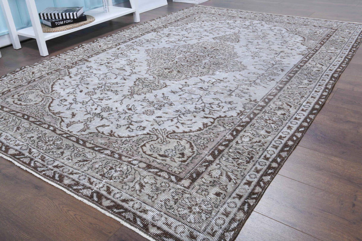 Vintage Area Oushak Rug