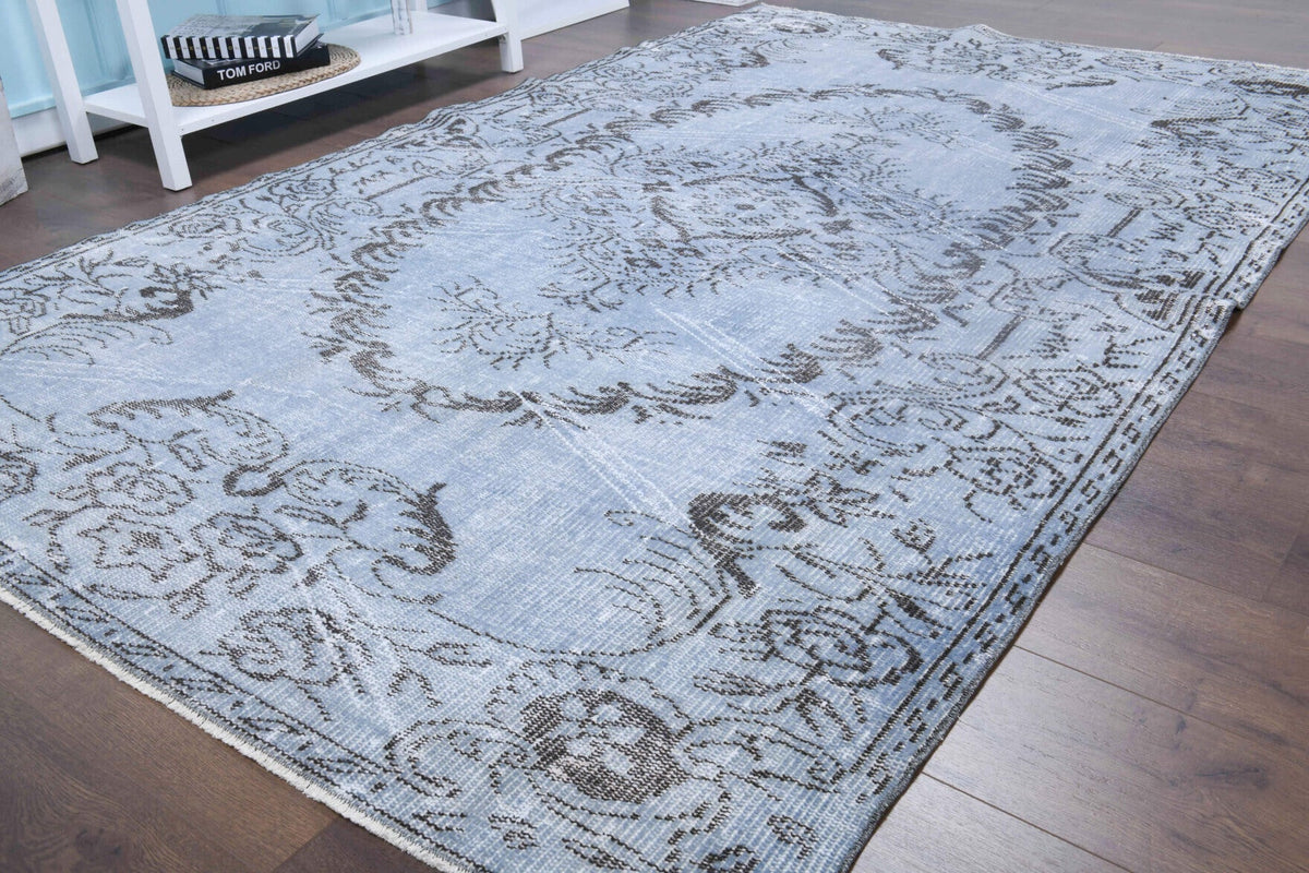 Vintage Oriental Anatolian Area Rug