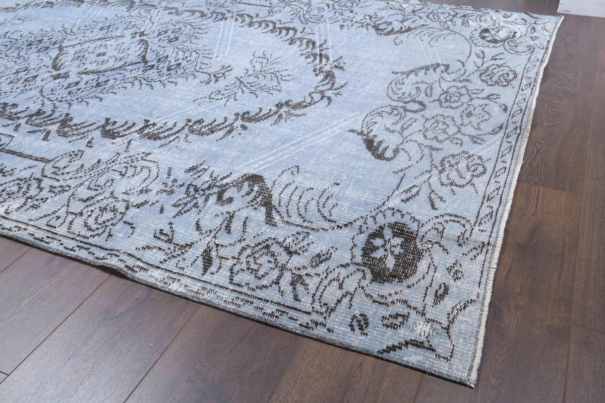 Vintage Oriental Anatolian Area Rug