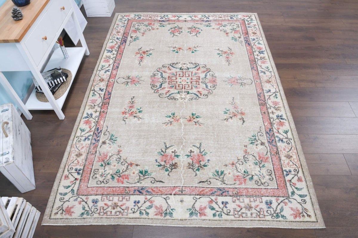 Oriental Vintage Oushak Area Rug