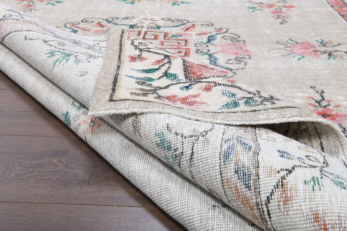 Oriental Vintage Oushak Area Rug