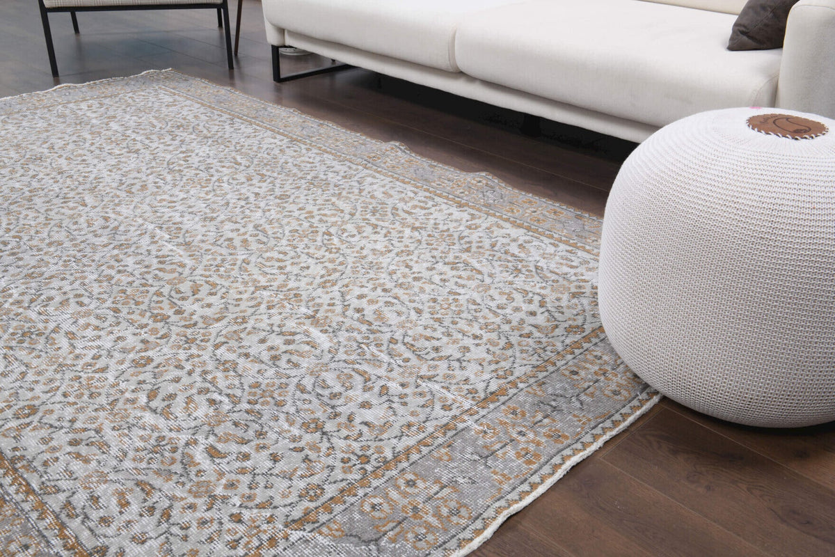 Vintage Mystic Area Hereke Rug