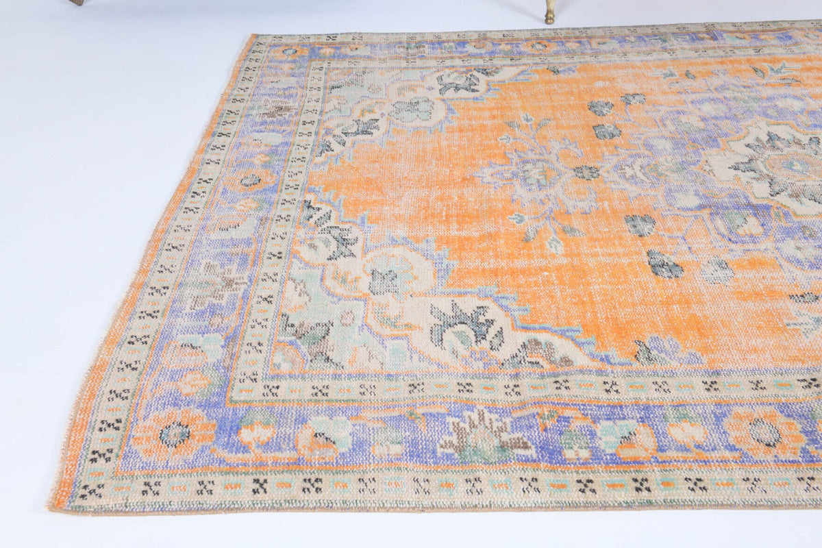 El yapımı vintage halı 183x274 cm oryantal desenli yün - yakın çekim doku detayı