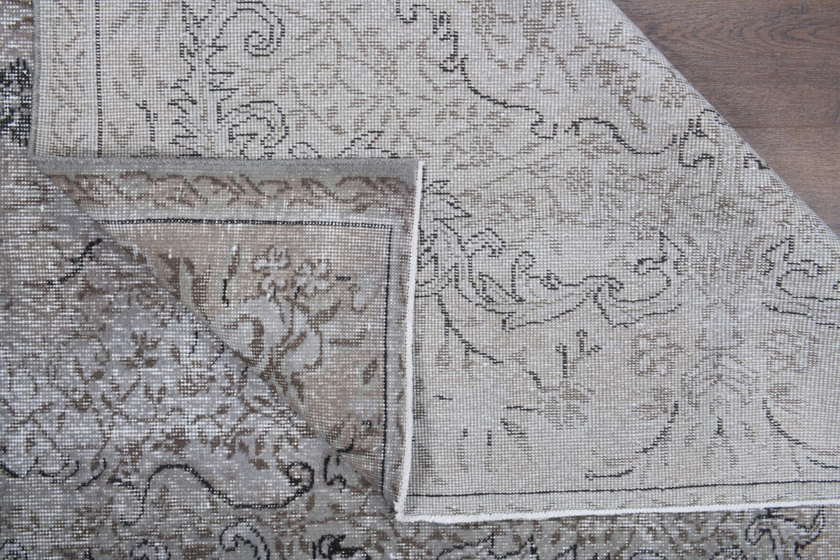 El yapımı vintage halı 178x277 cm oryantal desenli yün - ışık altında renk detayı