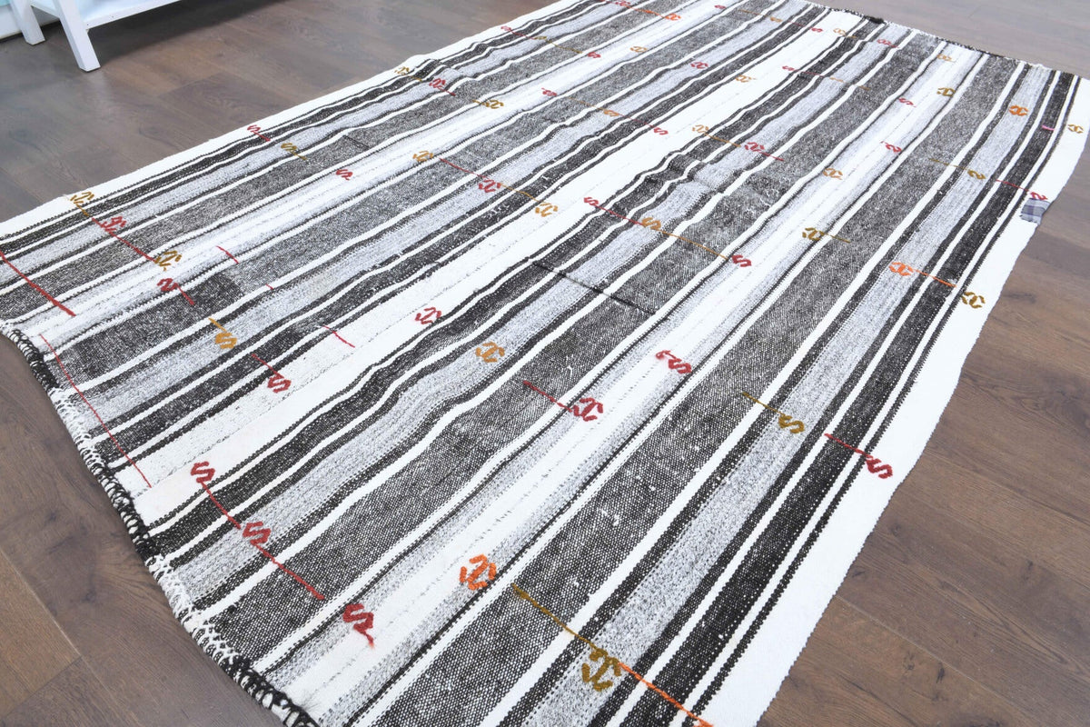 Flatweave Handmade Vintage Kilim Rug