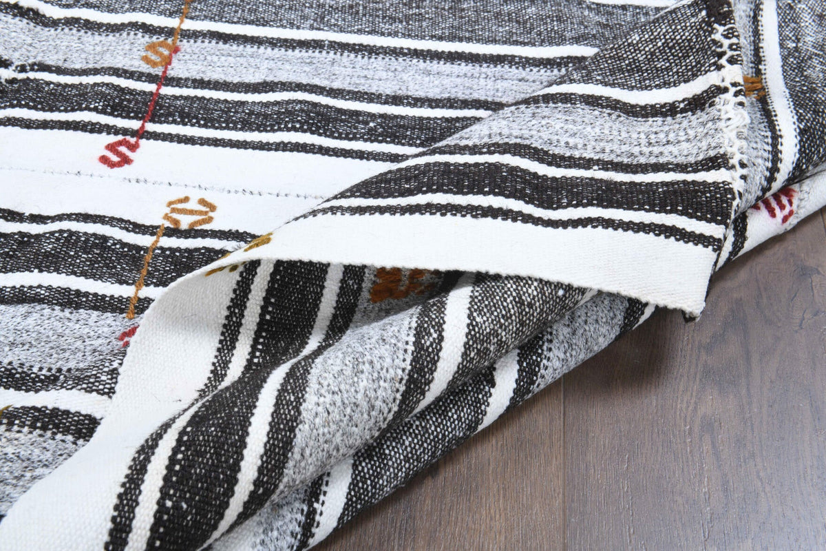 Flatweave Handmade Vintage Kilim Rug