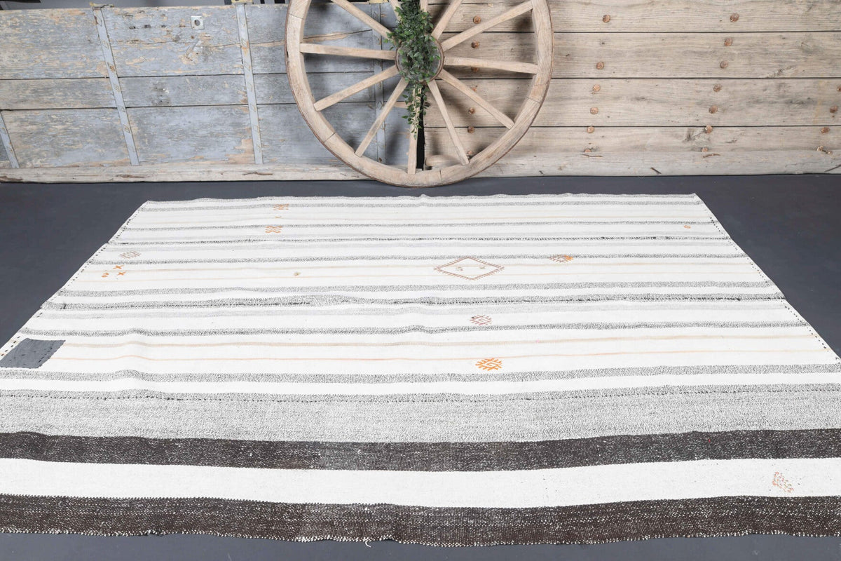 Vintage Kilim Area Rug