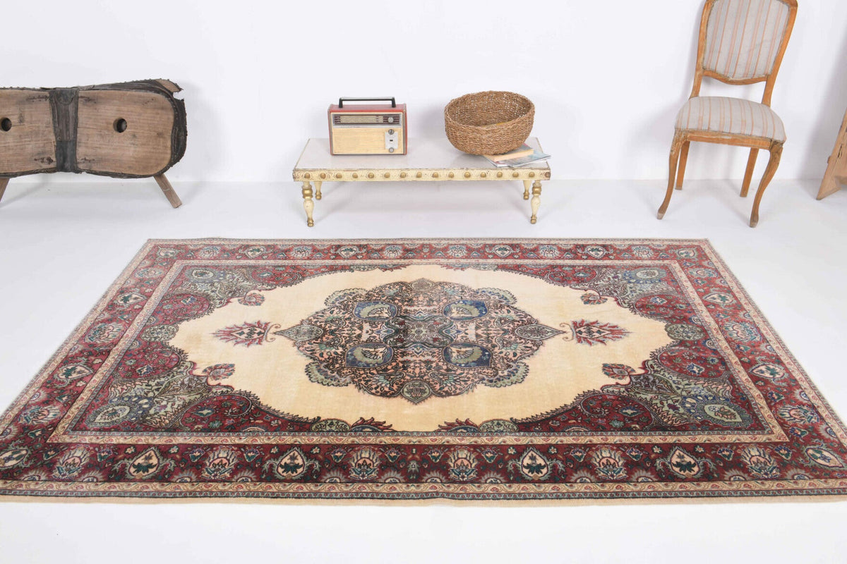 Mid-Century Area Rug - 1970s - Oushak Rug