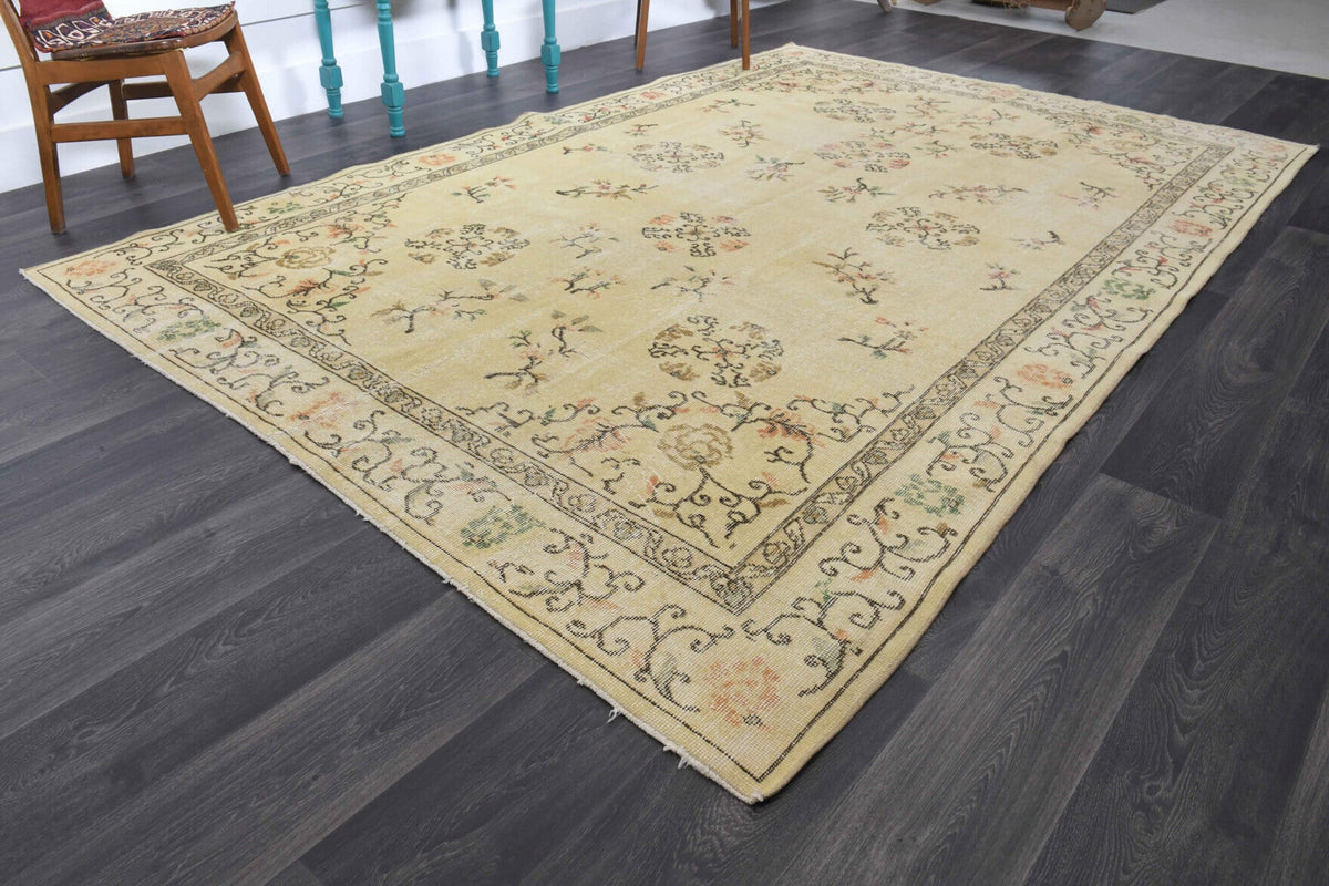 Beige Vintage Oushak Area Rug
