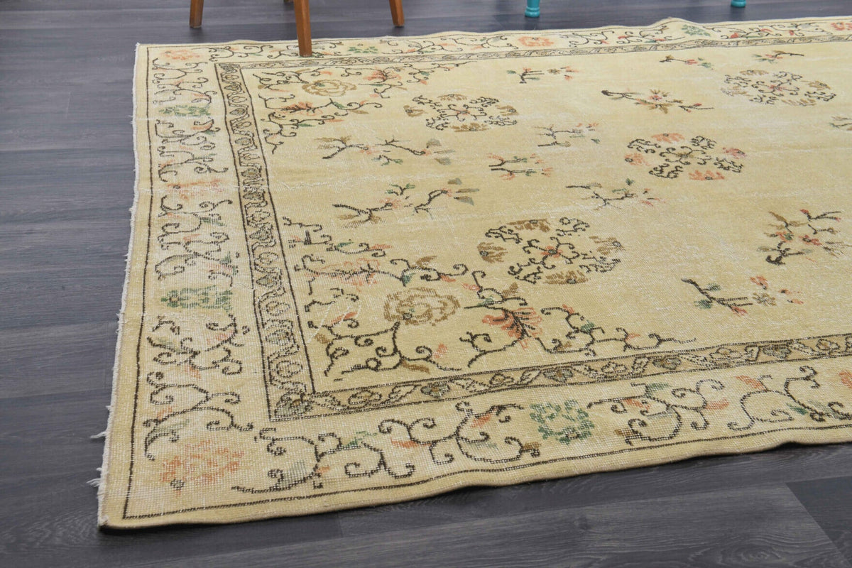Beige Vintage Oushak Area Rug