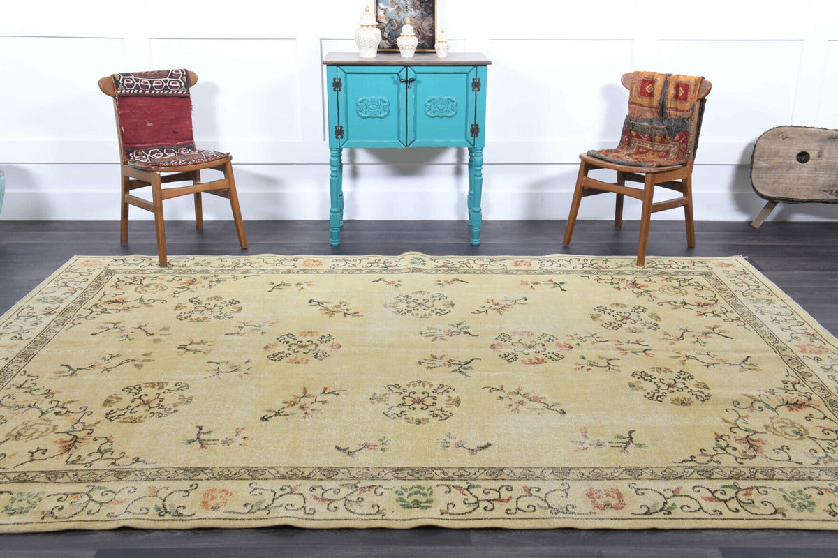 Beige Vintage Oushak Area Rug