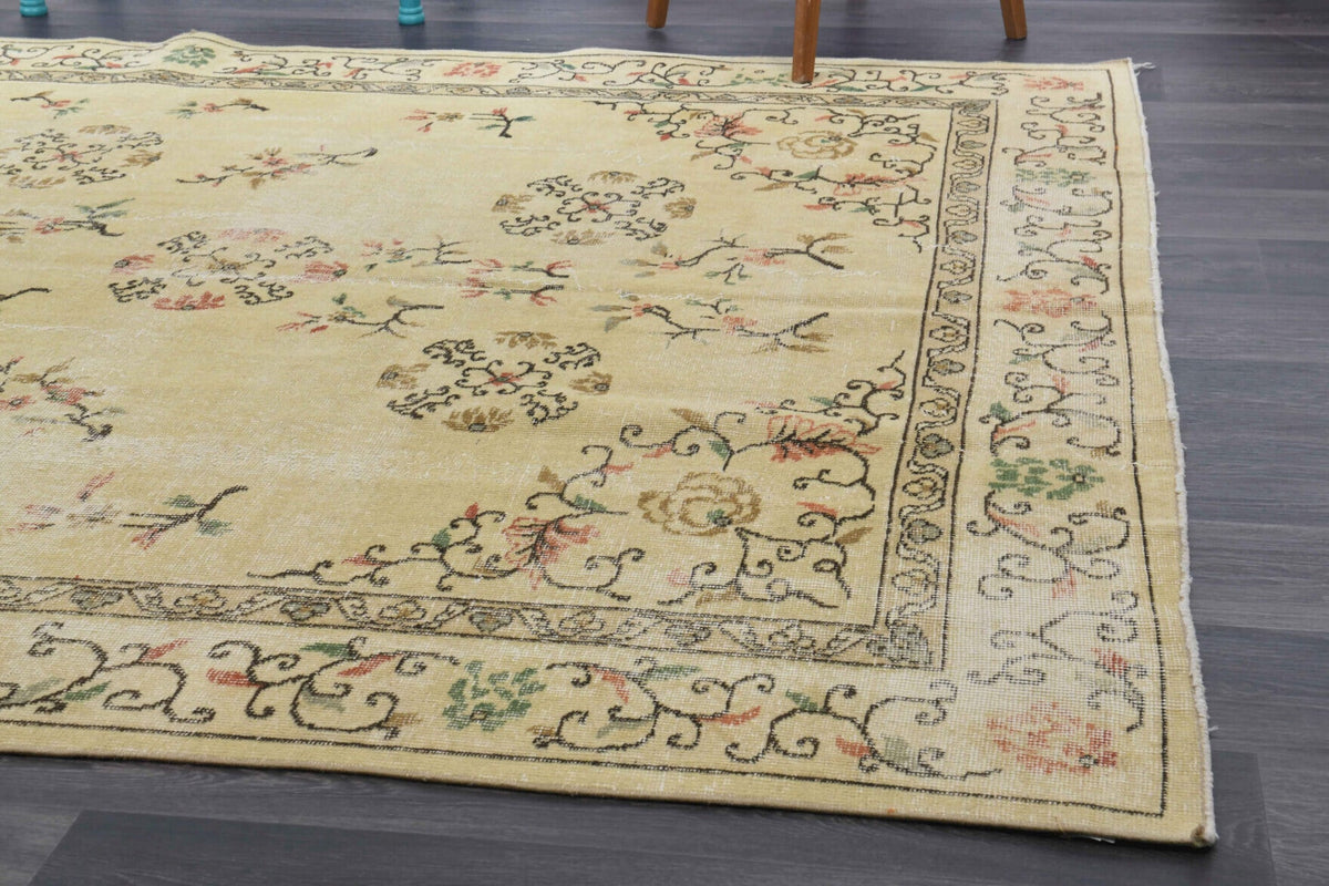 Beige Vintage Oushak Area Rug