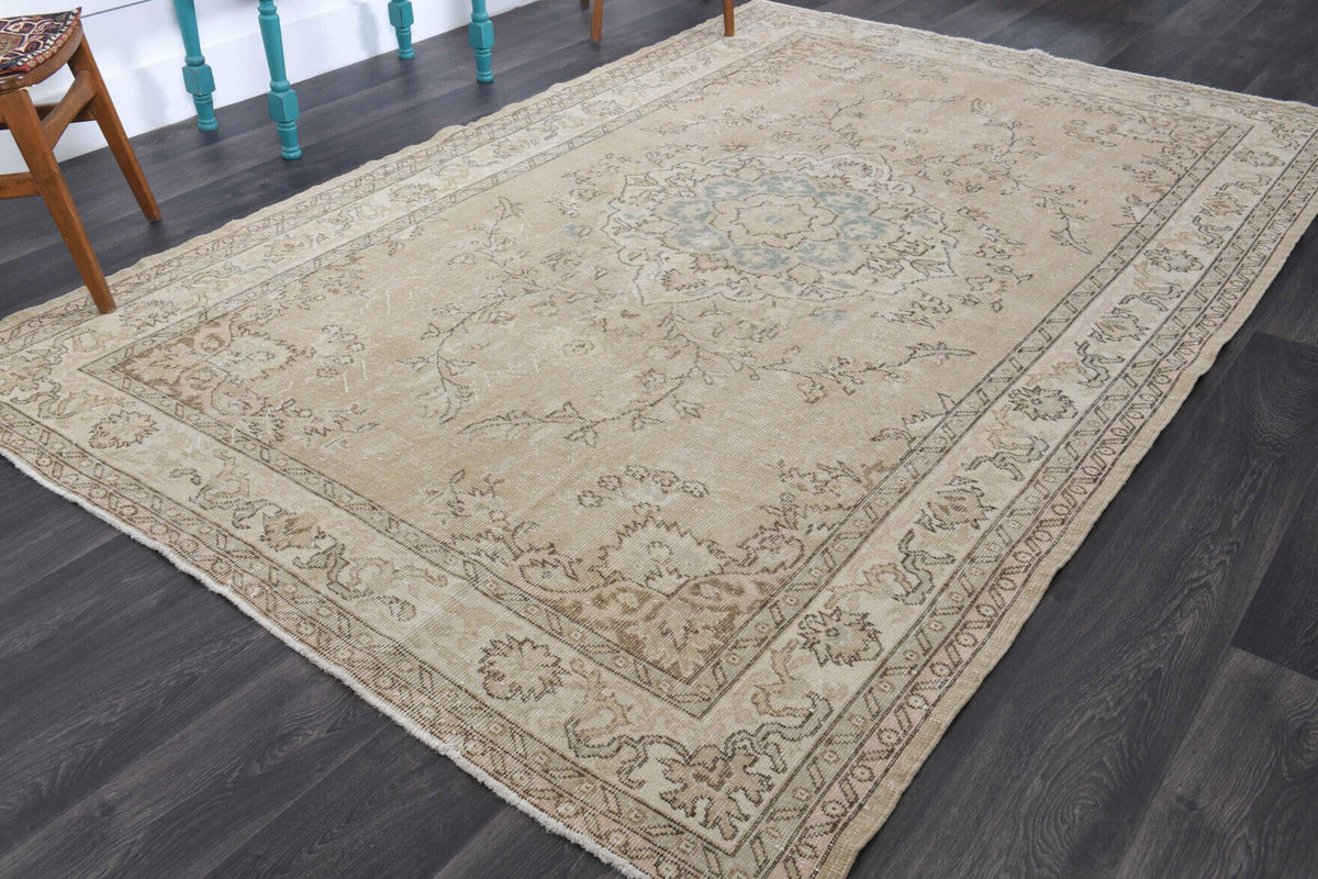 El yapımı vintage halı 196x300 cm oryantal desenli yün - yakın çekim doku detayı