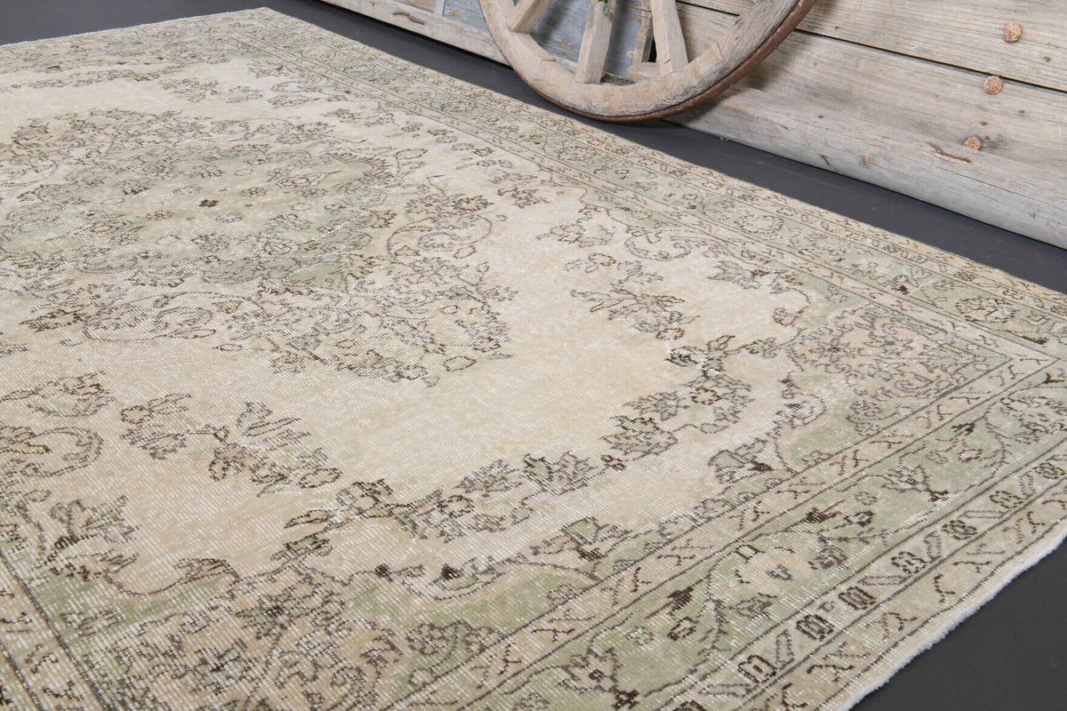 Vintage Oushak Handmade Wool Rug
