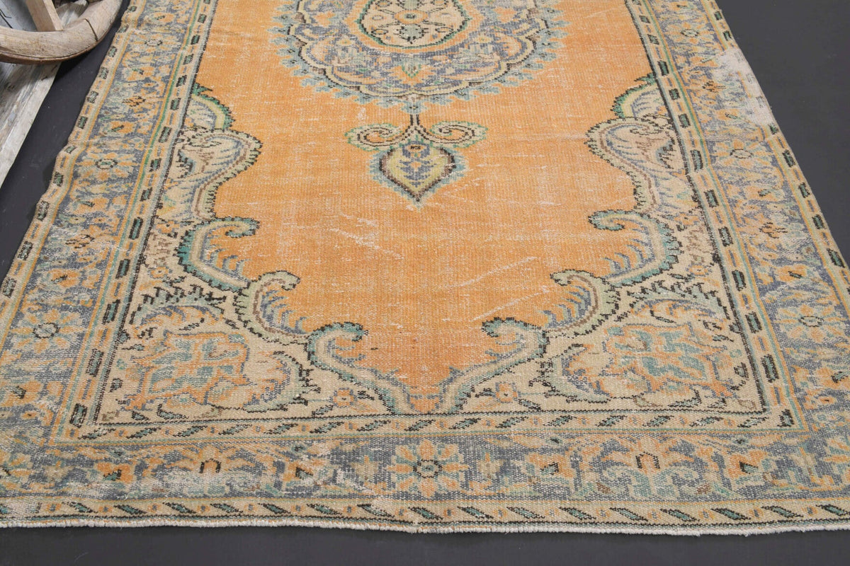 6x10 Vintage Oriental Area Anatolian Rug