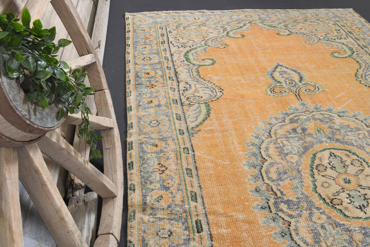 6x10 Vintage Oriental Area Anatolian Rug