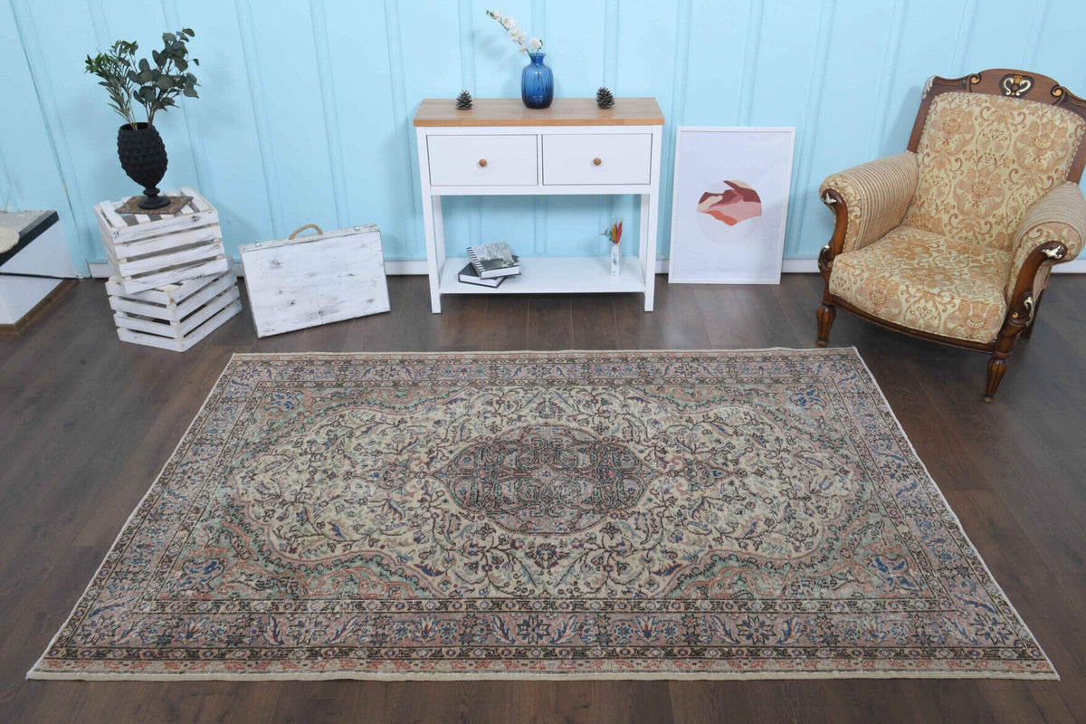 Eastern Hereke Carpet - 1960s -