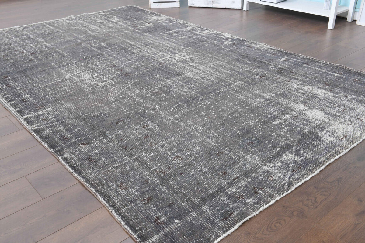 El yapımı vintage halı 183x274 cm düz desenli yün - mekan görünümü