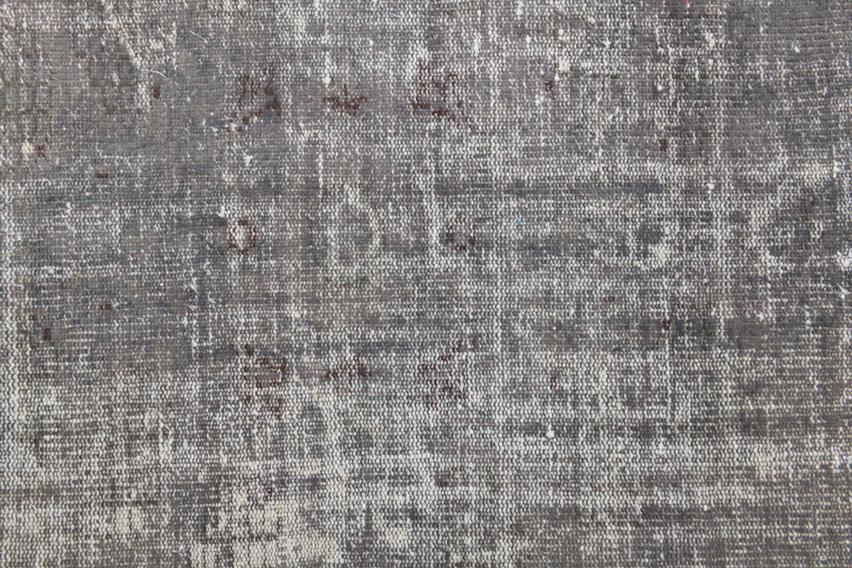 El yapımı vintage halı 183x274 cm düz desenli yün - ışık altında renk detayı