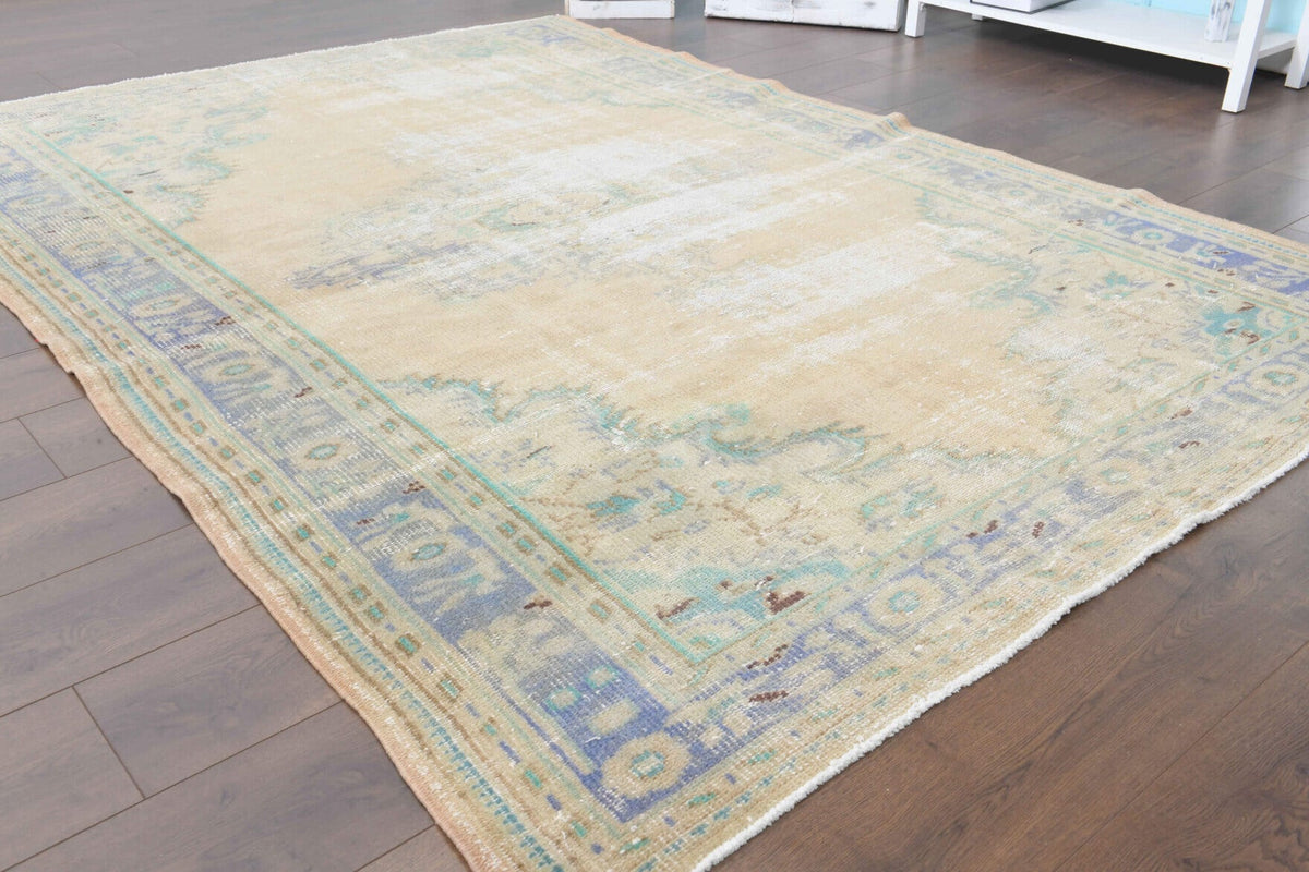 El yapımı vintage halı 188x262 cm oryantal desenli yün - mekan görünümü