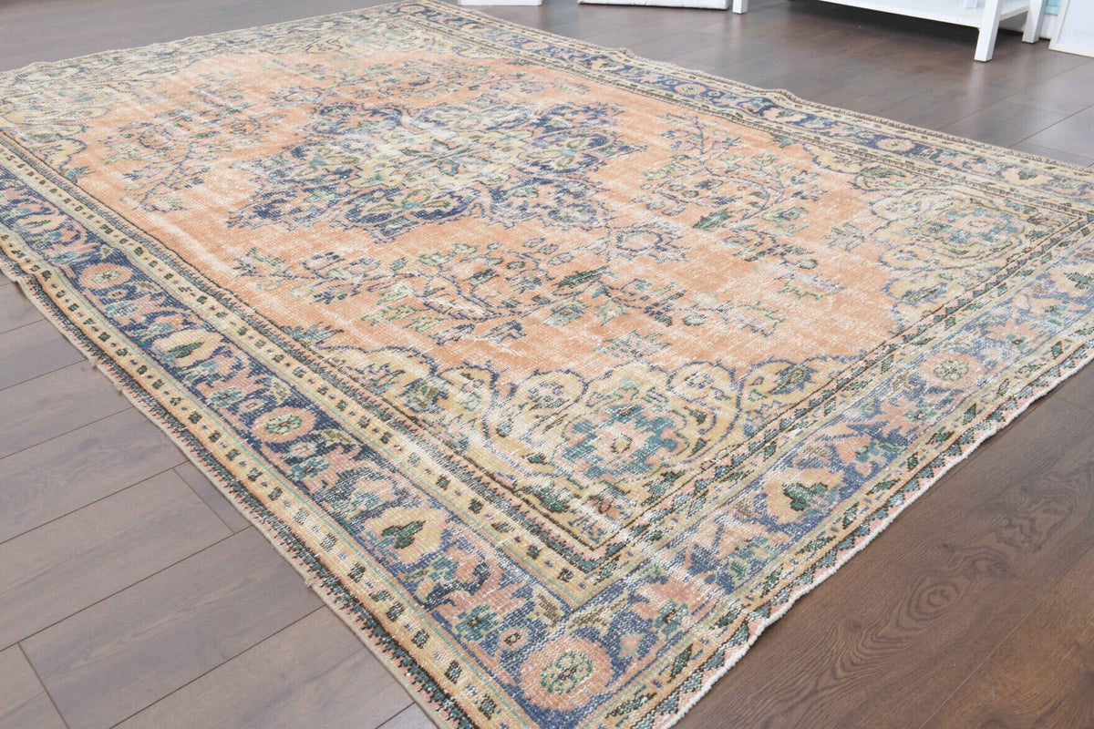 El yapımı vintage halı 183x305 cm oryantal desenli yün - mekan görünümü