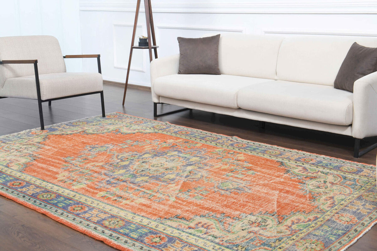 El yapımı vintage halı 183x274 cm oryantal desenli yün - kenar ve saçak detayı