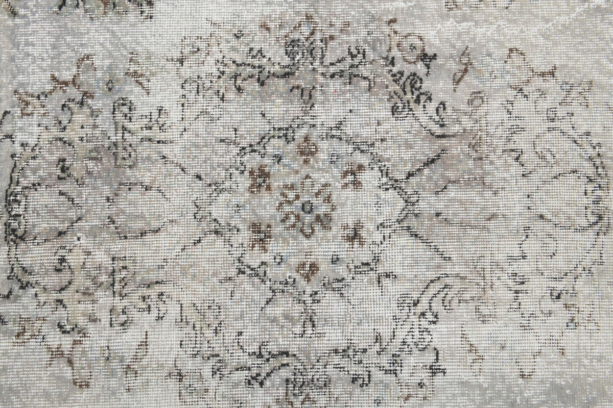 El yapımı vintage halı 183x274 cm oryantal desenli yün - açık alan görünümü