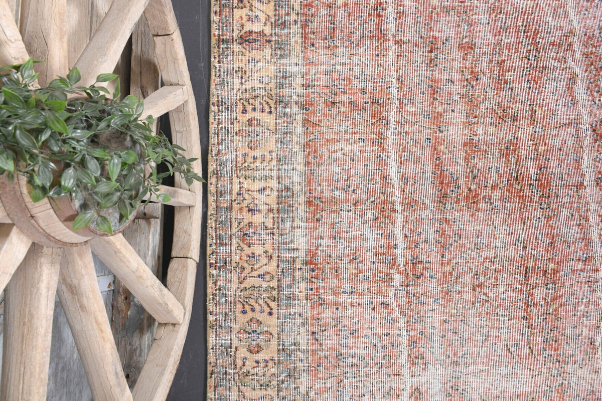 1950s - Antique Floral Area Rug