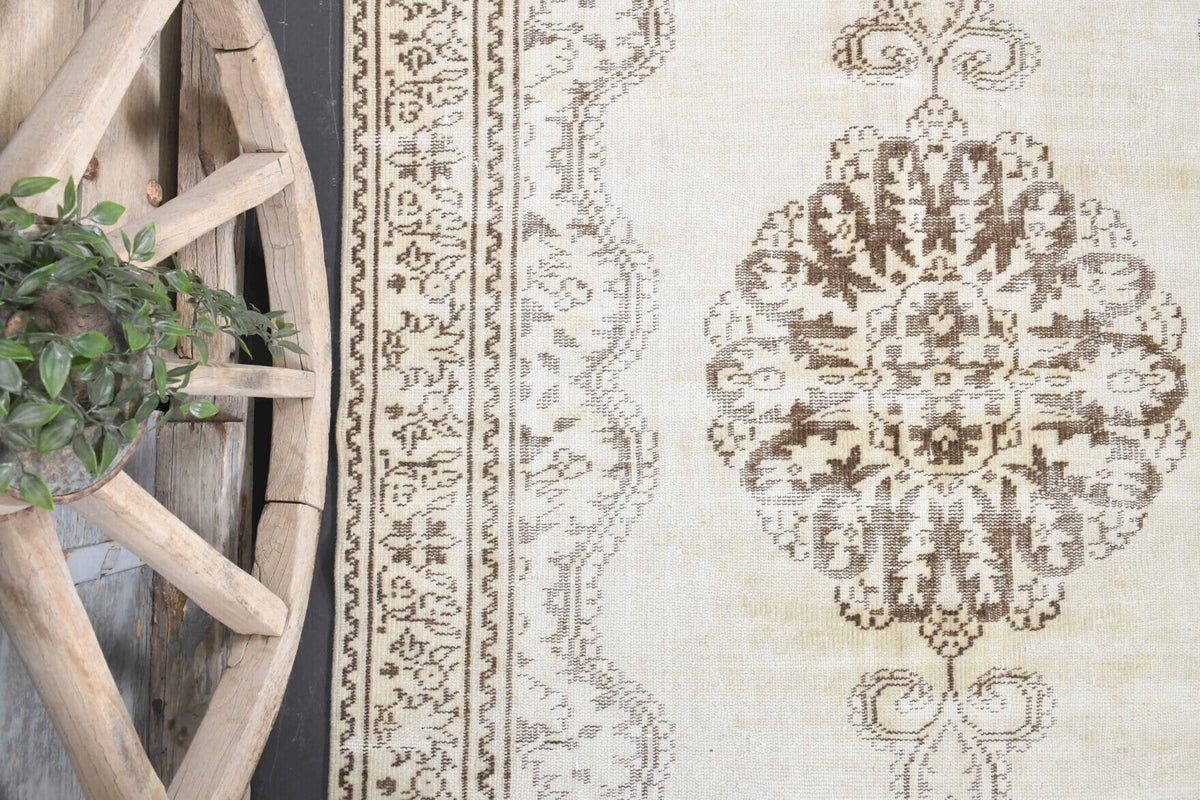 Vintage Oriental Area Anatolian Rug