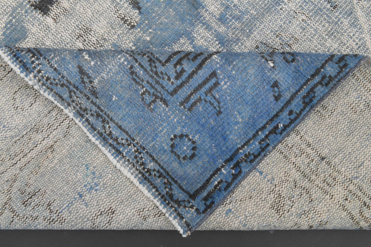 El yapımı vintage halı 188x302 cm düz desenli yün - ışık altında renk detayı