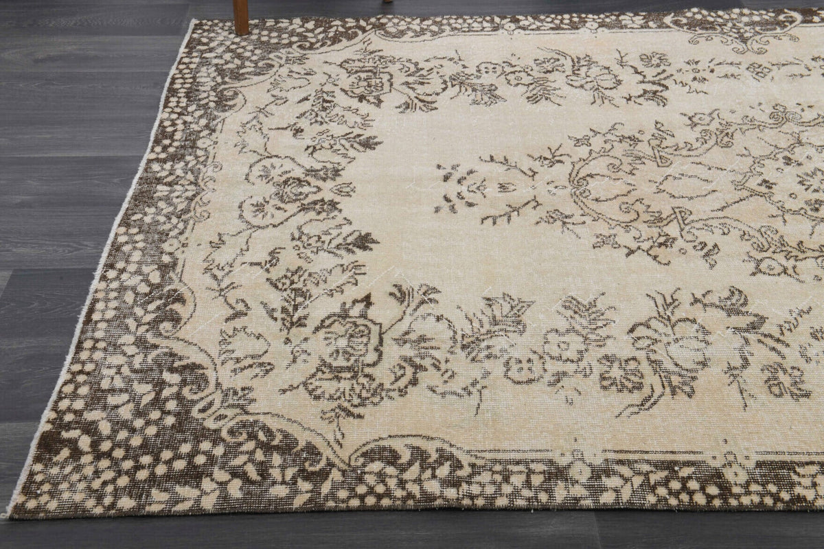 Vintage Oriental Area Anatolian Rug