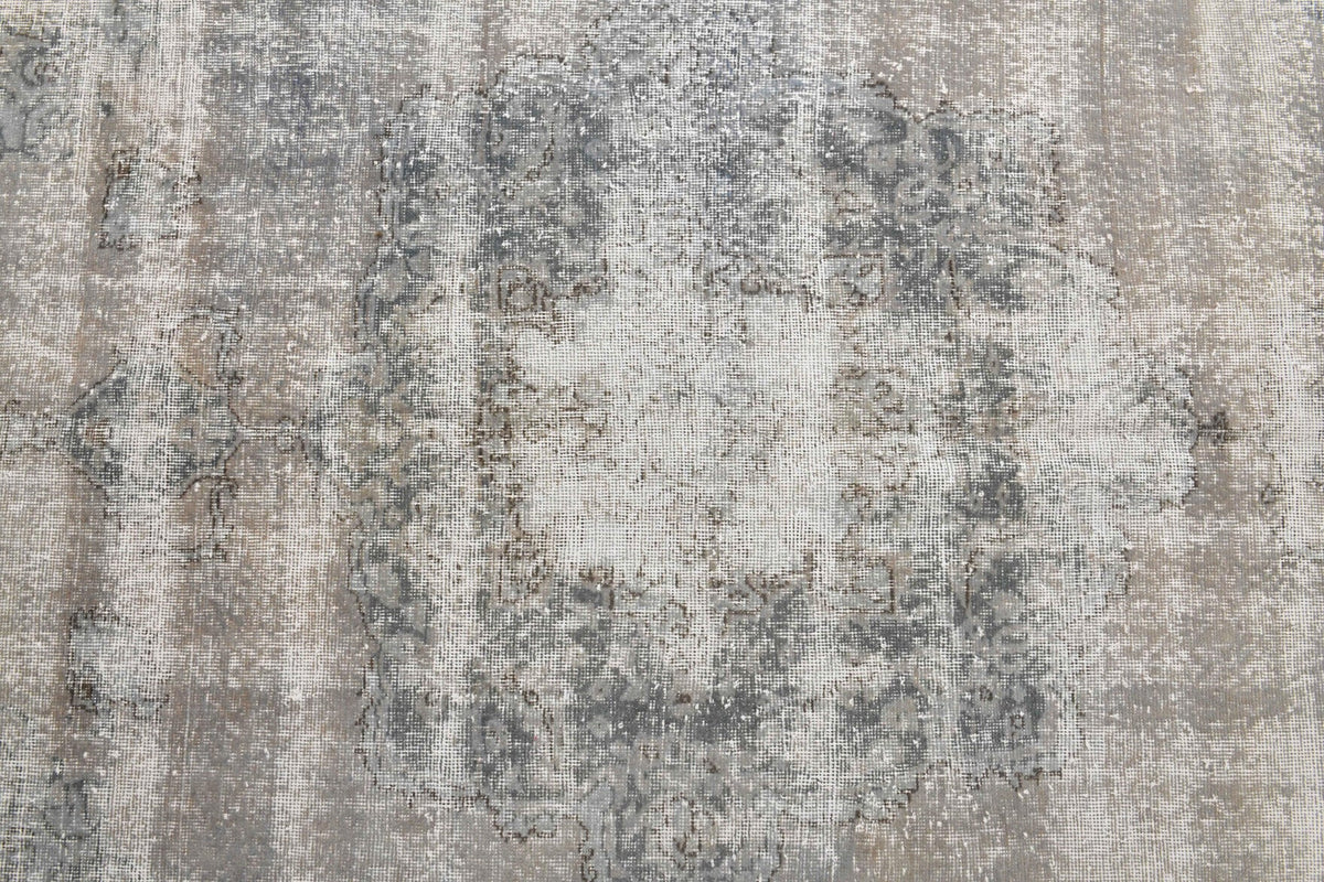 El yapımı vintage halı 198x307 cm oryantal desenli yün - açık alan görünümü
