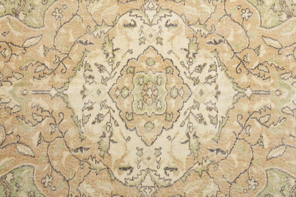 6x9 feets - Turkish Vintage Area Oushak Rug