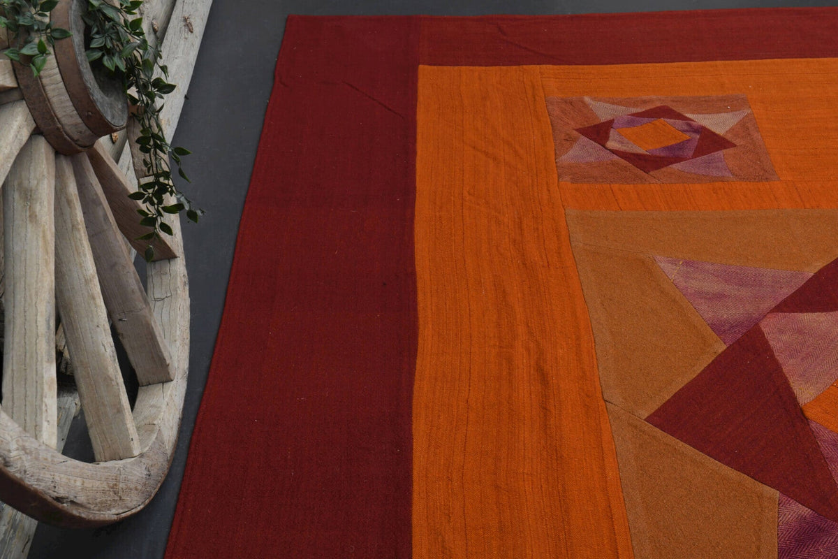 El yapımı vintage halı 249x356 cm geometrik desenli yün - üstten görünüm